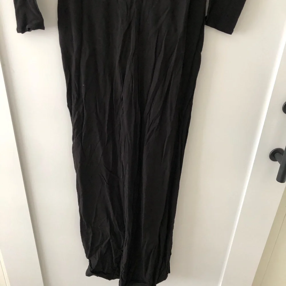 Reformation Black Long Sleeve Slit V Maxi Dress XS